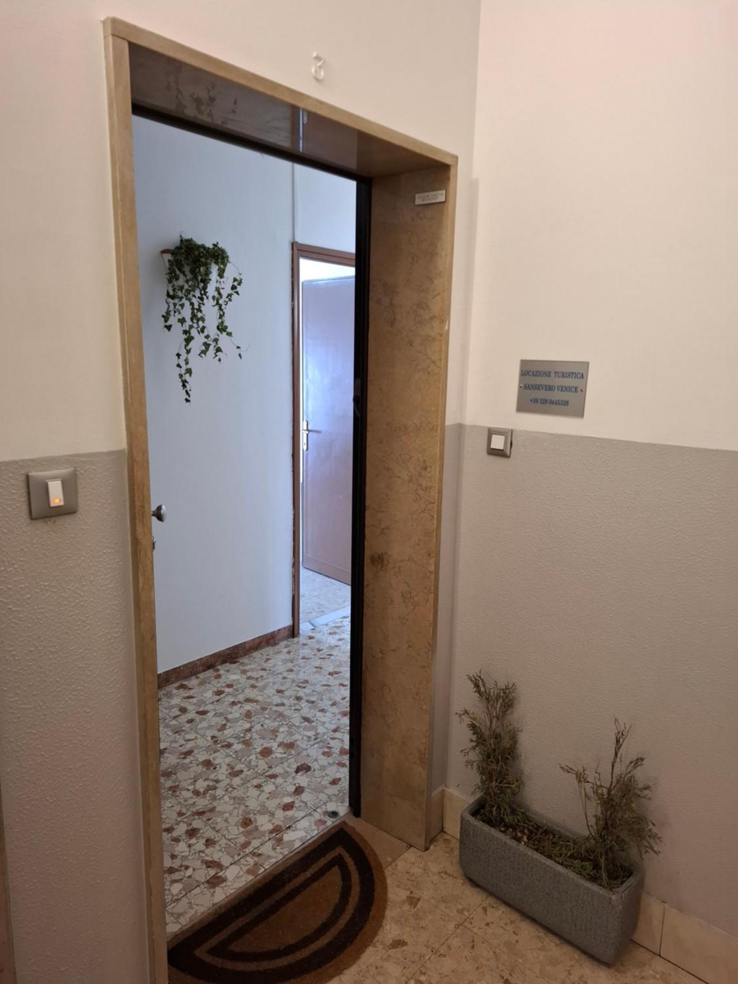 Lucazione Turistica *